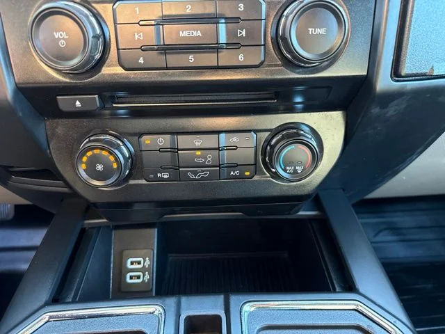 Used 2017 Red Ford XL image 19