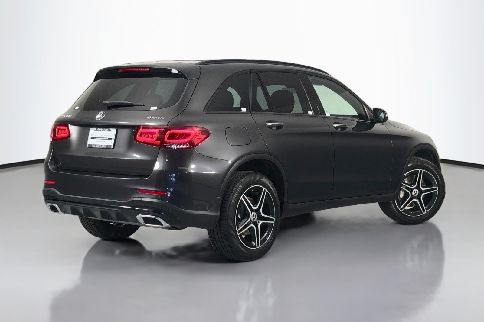 Used 2022 Graphite Grey Metallic Mercedes-Benz 300 image 11