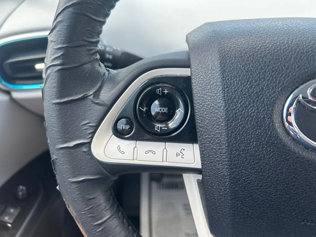 Used 2016 Gray Toyota Four image 19