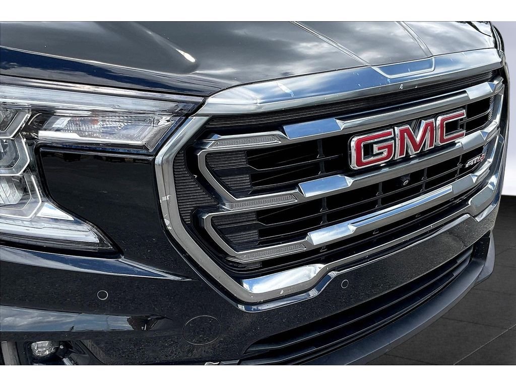 Used 2024 Ebony Twilight Metallic GMC AT4 image 20