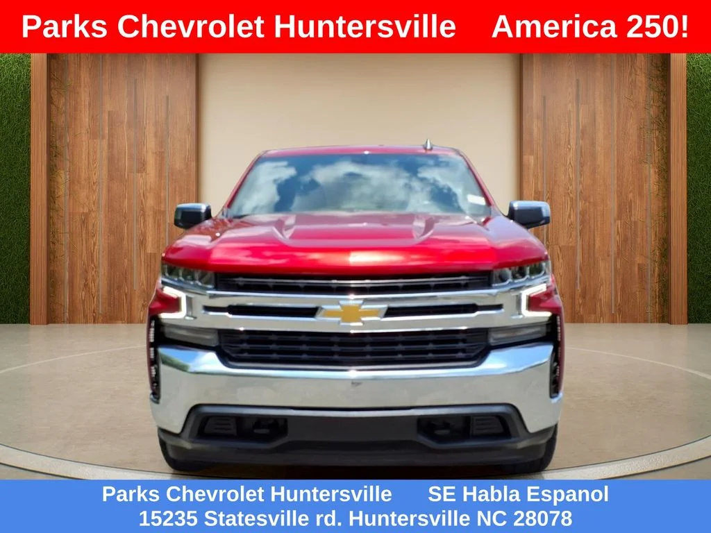 Used 2022 Red Chevrolet LT image 2