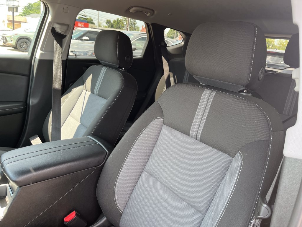 Used 2023 Gray Chevrolet LT image 12