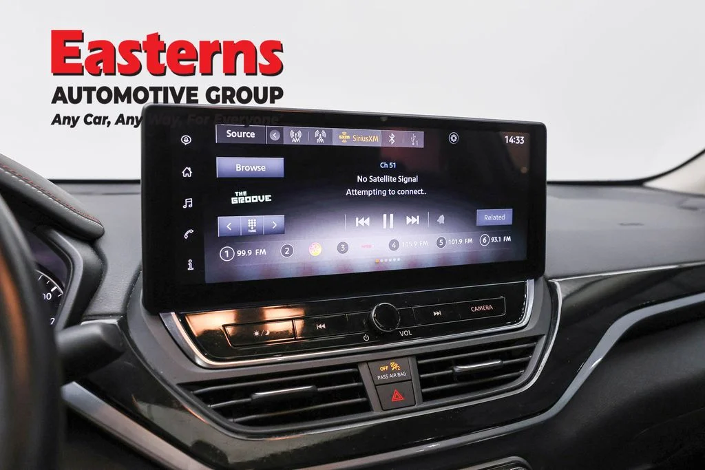 Used 2025 Gray Nissan 2.5 SR image 19