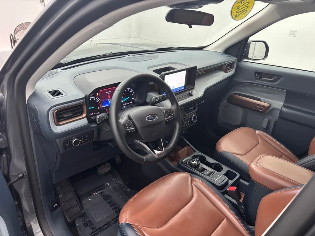 Used 2024 Gray Ford Lariat image 18