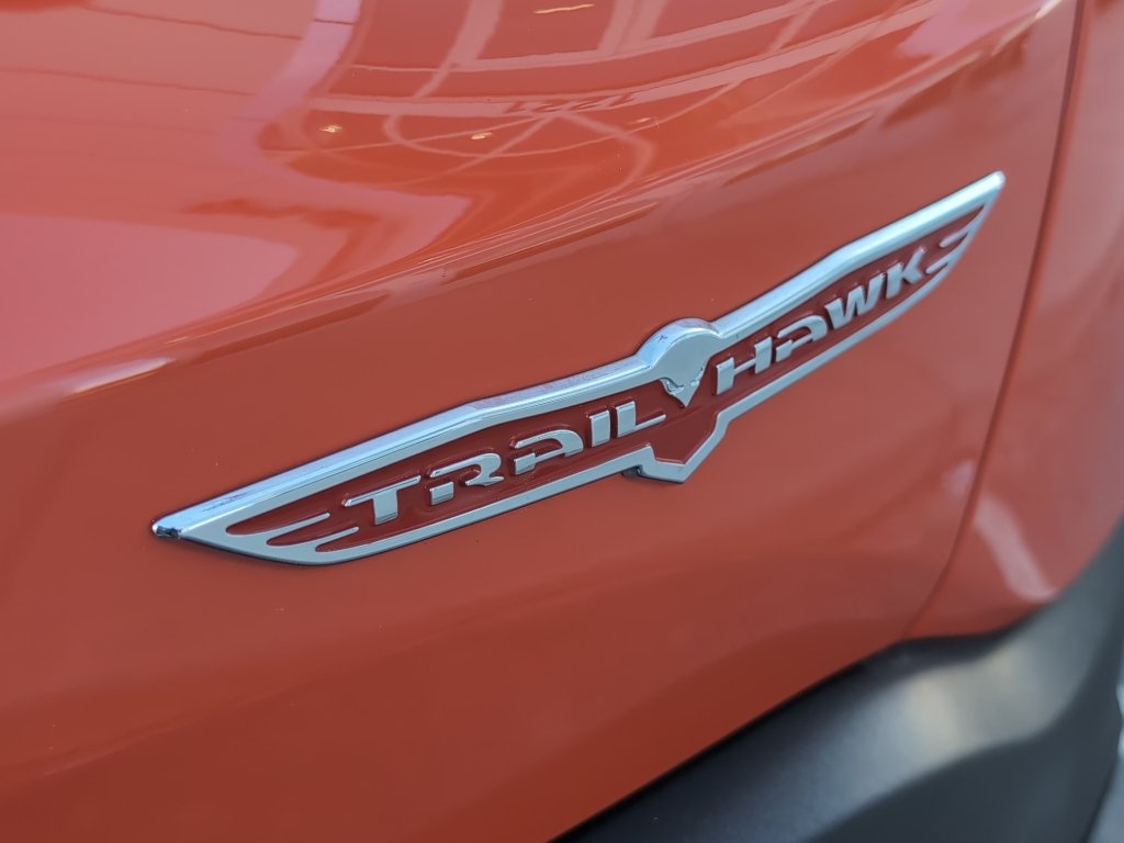 Used 2021 Omaha Orange Clearcoat Jeep Trailhawk image 37