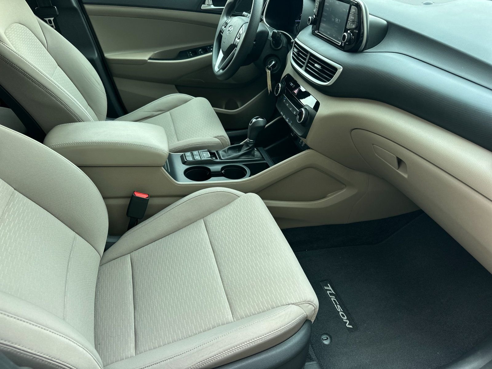 Used 2020 Sage Brown Hyundai SE image 14