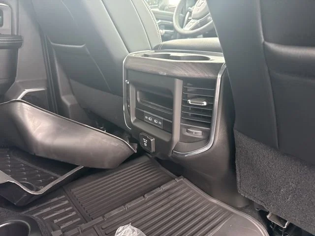 New 2026 Silver-Zynith Exterior Paint RAM Laramie image 15