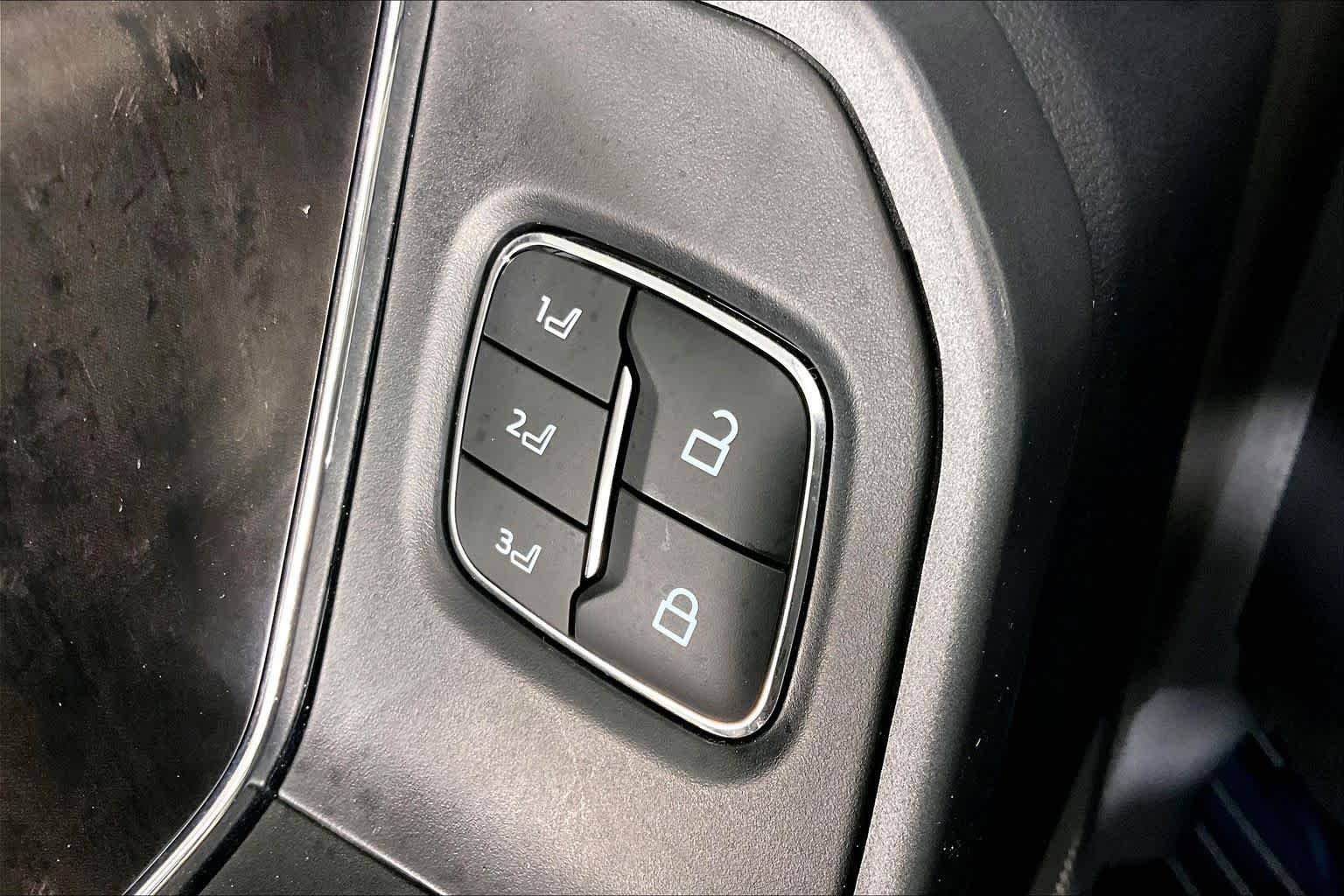Used 2023 Carbonized Gray Ford LARIAT image 33