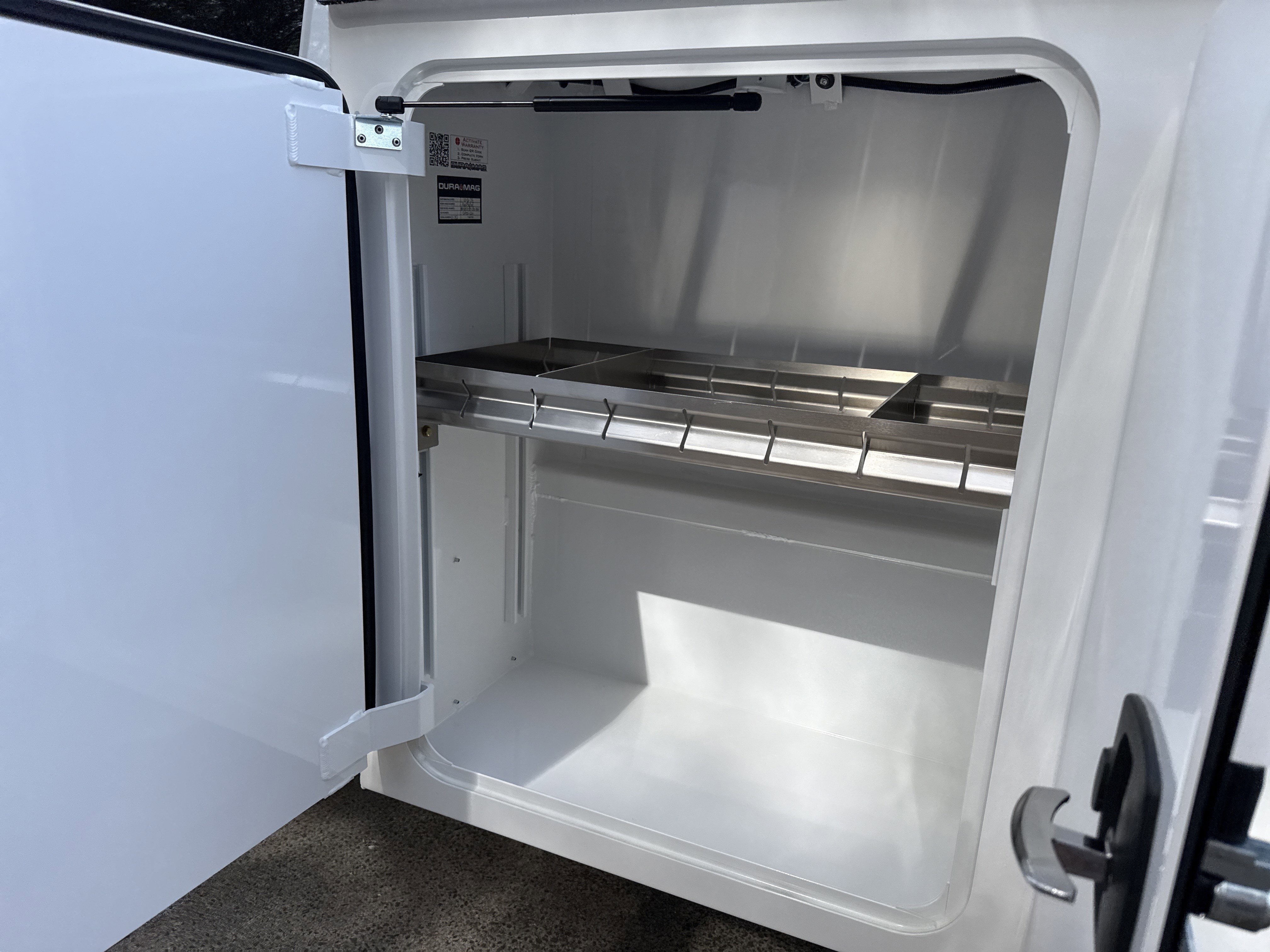 New 2026 Bright White Clearcoat RAM Tradesman image 29