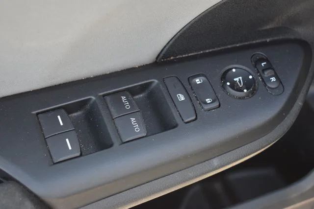 Used 2018 Gray Honda EX image 10