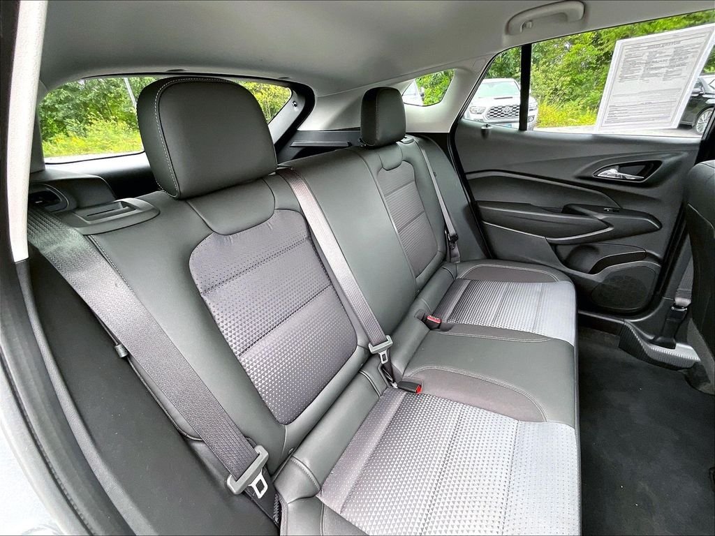 Used 2024 Sterling Gray Metallic Chevrolet LT image 15
