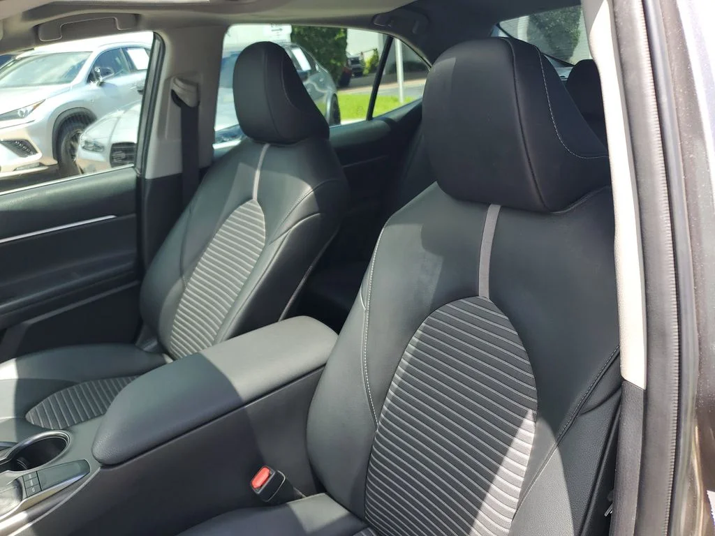 Used 2022 Gray Toyota SE image 20