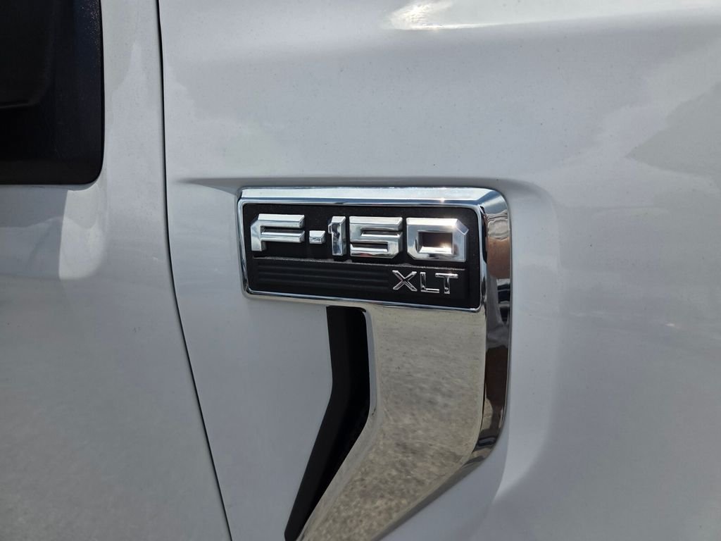 Used 2023 White Ford XL image 4