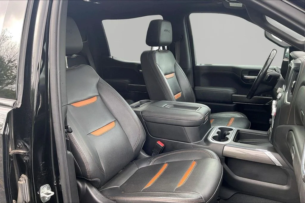 Used 2022 Onyx Black GMC AT4 image 33