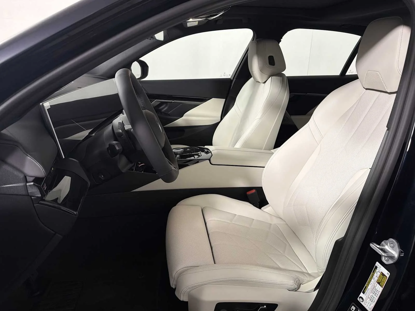 New 2026 Carbon Black Metallic BMW 530i xDrive image 11