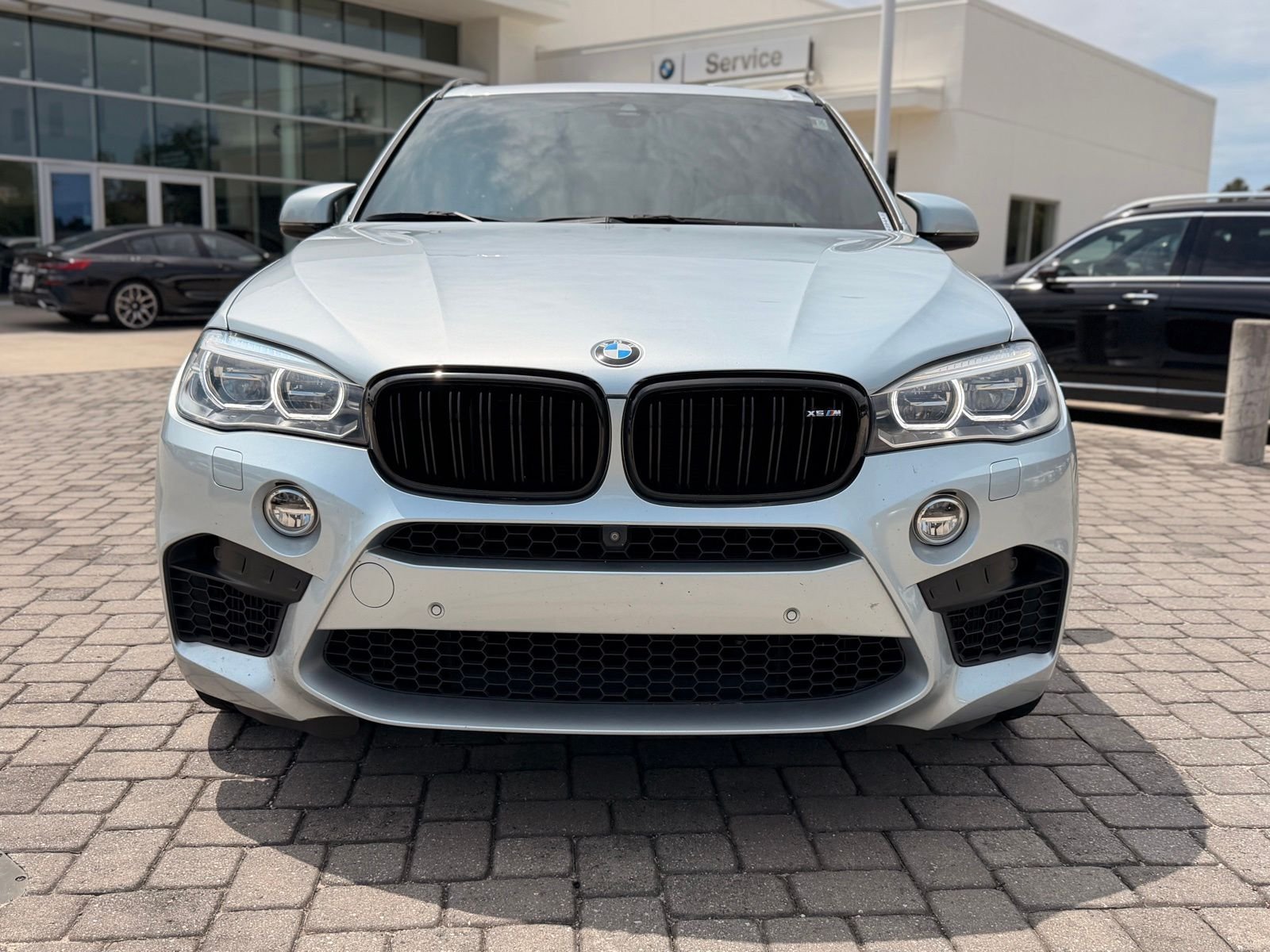 Used 2018 Silverstone Metallic BMW Base image 6