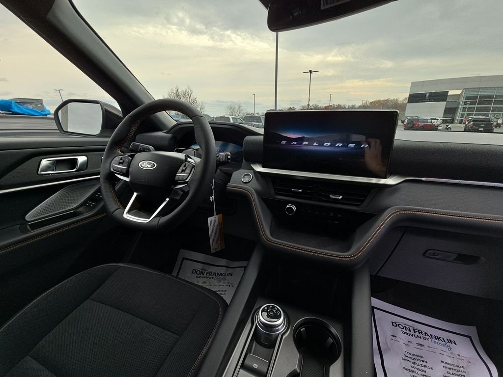 2026 Ford Explorer Tremor - Photo 11