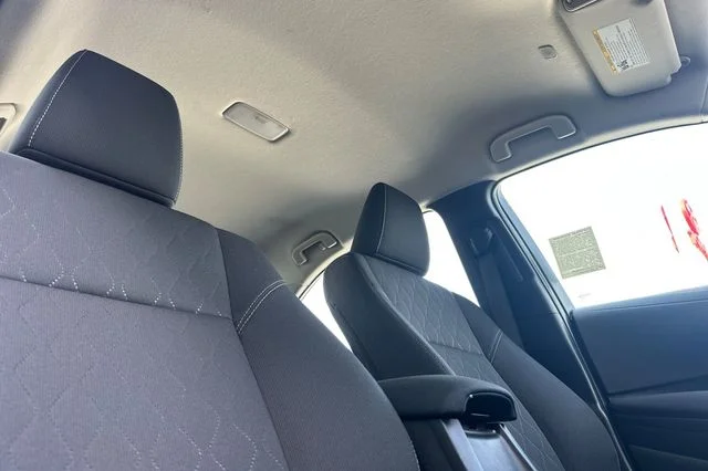 2025 Toyota Corolla LE - Photo 19