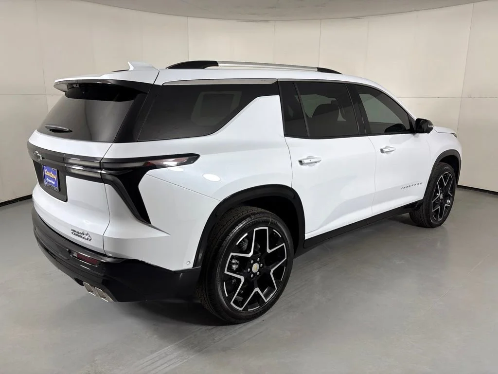 2026 Chevrolet Traverse High Country - Photo 10