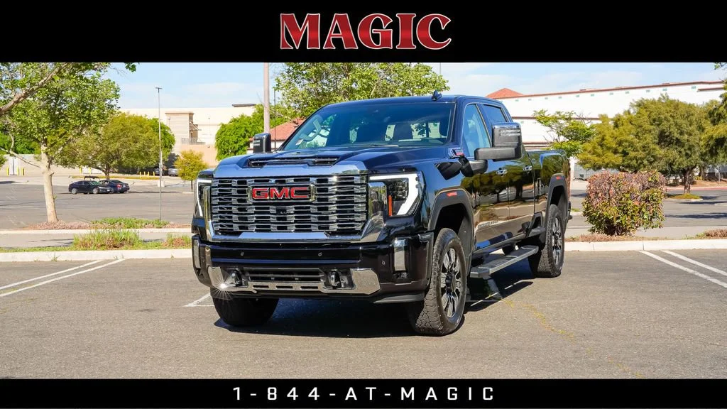 2026 GMC Sierra 4WD Crew Cab Standard Box Denali's photo