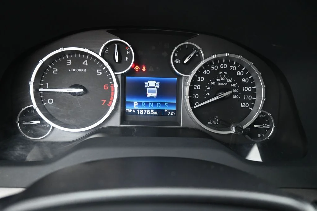Used 2017 Red Toyota SR5 image 21
