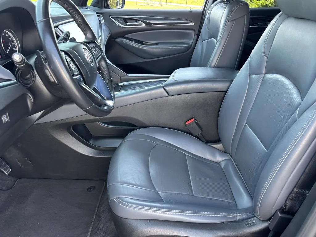 Used 2023 Includes Spectra Gray lower exterior accent color.) Buick Essence image 23