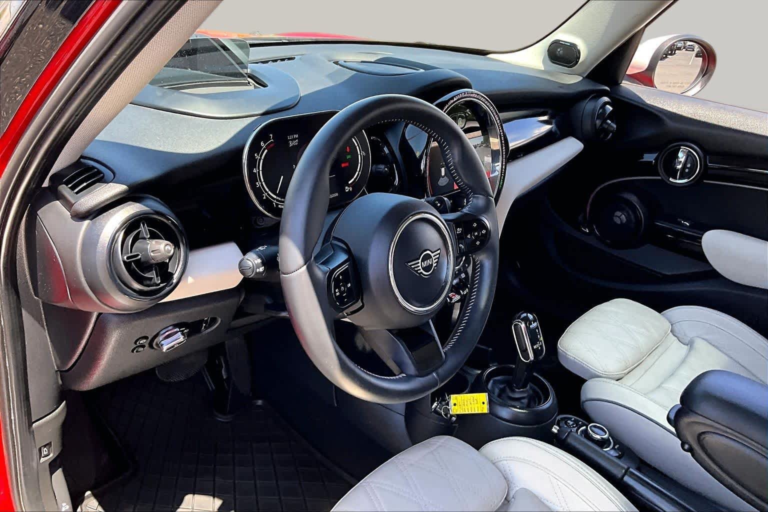Used 2023 Chili Red MINI Cooper S image 17