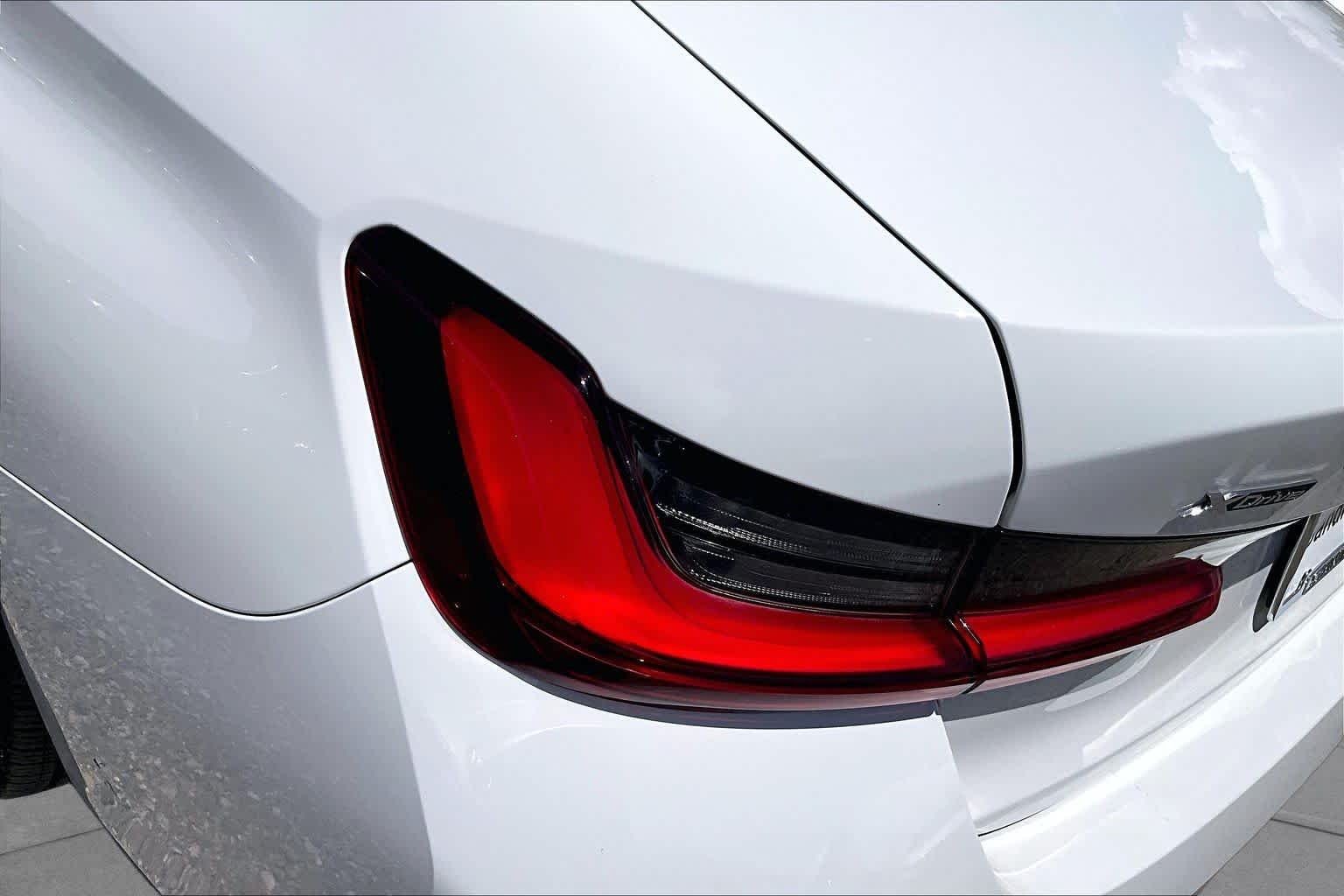 Used 2023 Alpine White BMW 330i xDrive image 26