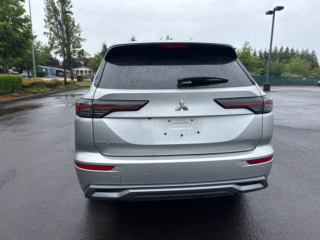 Used 2025 Alloy Silver Metallic Mitsubishi SEL image 6