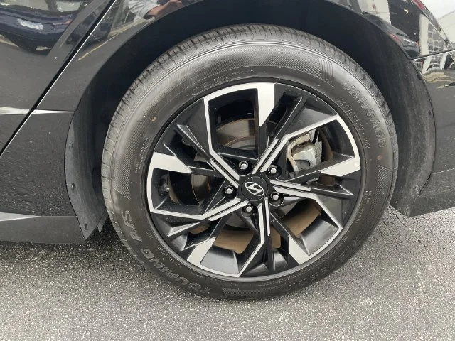 2025 Hyundai Sonata SEL - Photo 29