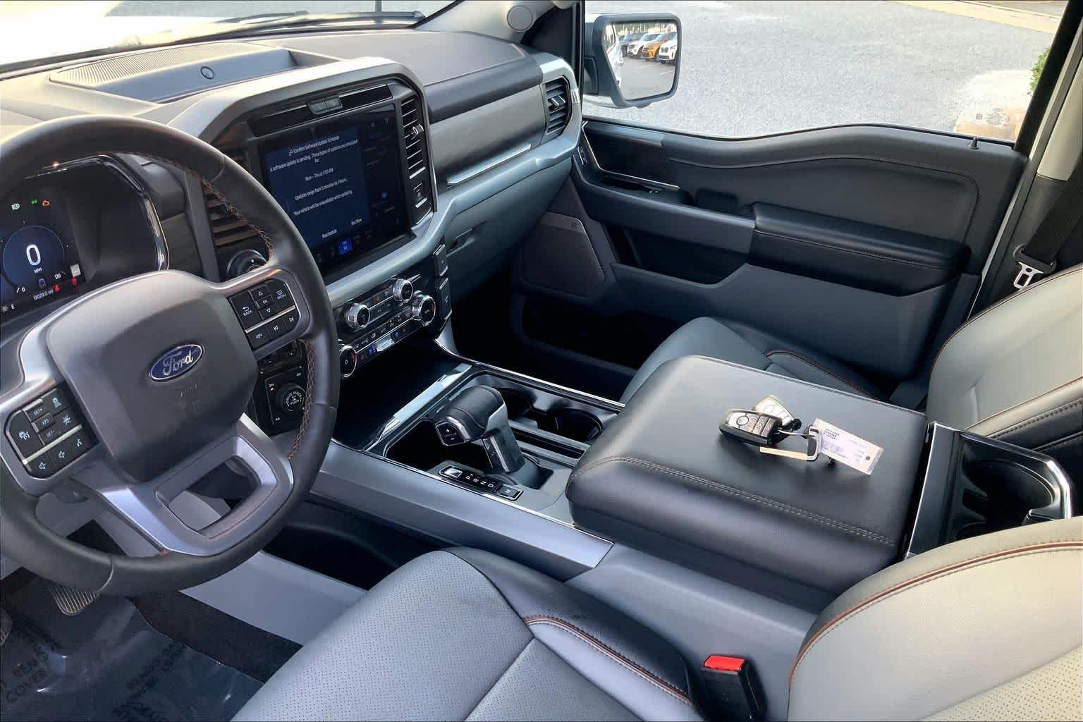 Used 2025 Oxford White Ford LARIAT image 16