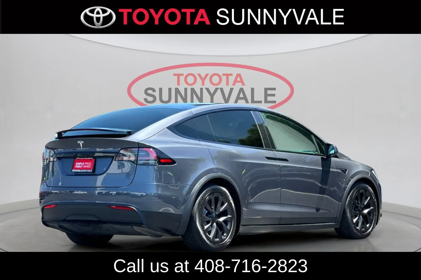 Used 2023 Gray Tesla Standard Range image 3