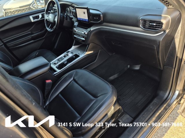 Used 2020 Gray Ford XLT image 12