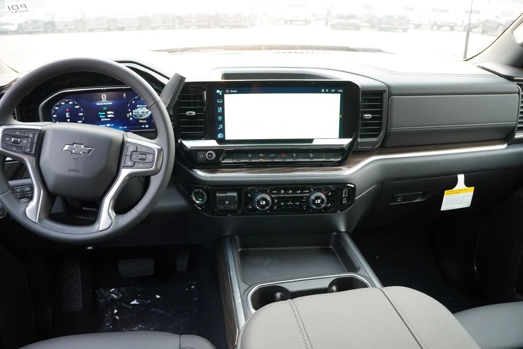 2026 Chevrolet Silverado 3500 HD LT - Photo 13