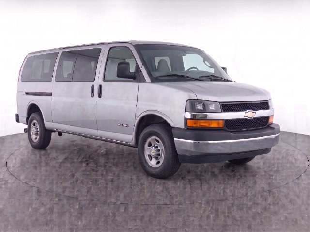 Used 2003 Chevrolet Express Cargo Base with VIN 1GAHG39UX31173375 for sale in Clermont, FL