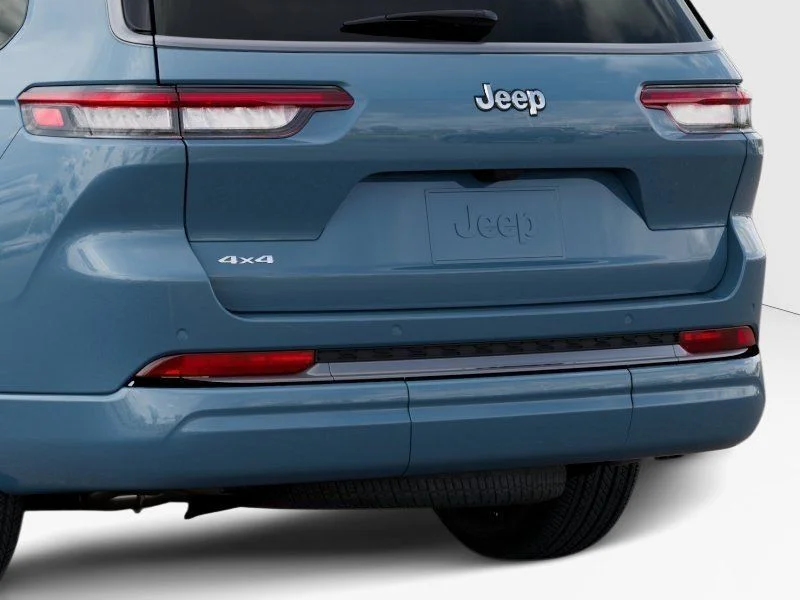 New 2026 Steel Blue Exterior Paint Jeep Limited Reserve image 15