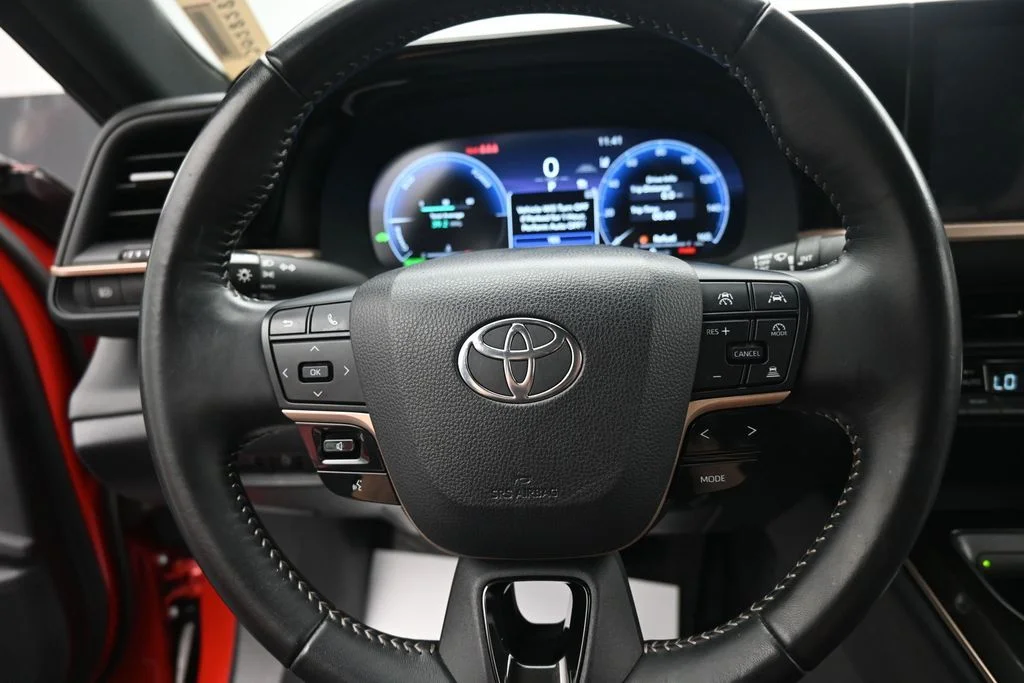 Used 2024 Red Toyota XLE image 19