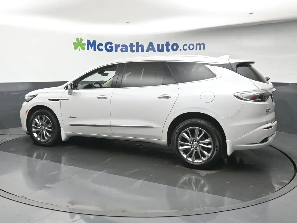 Used 2023 White Buick Avenir image 28