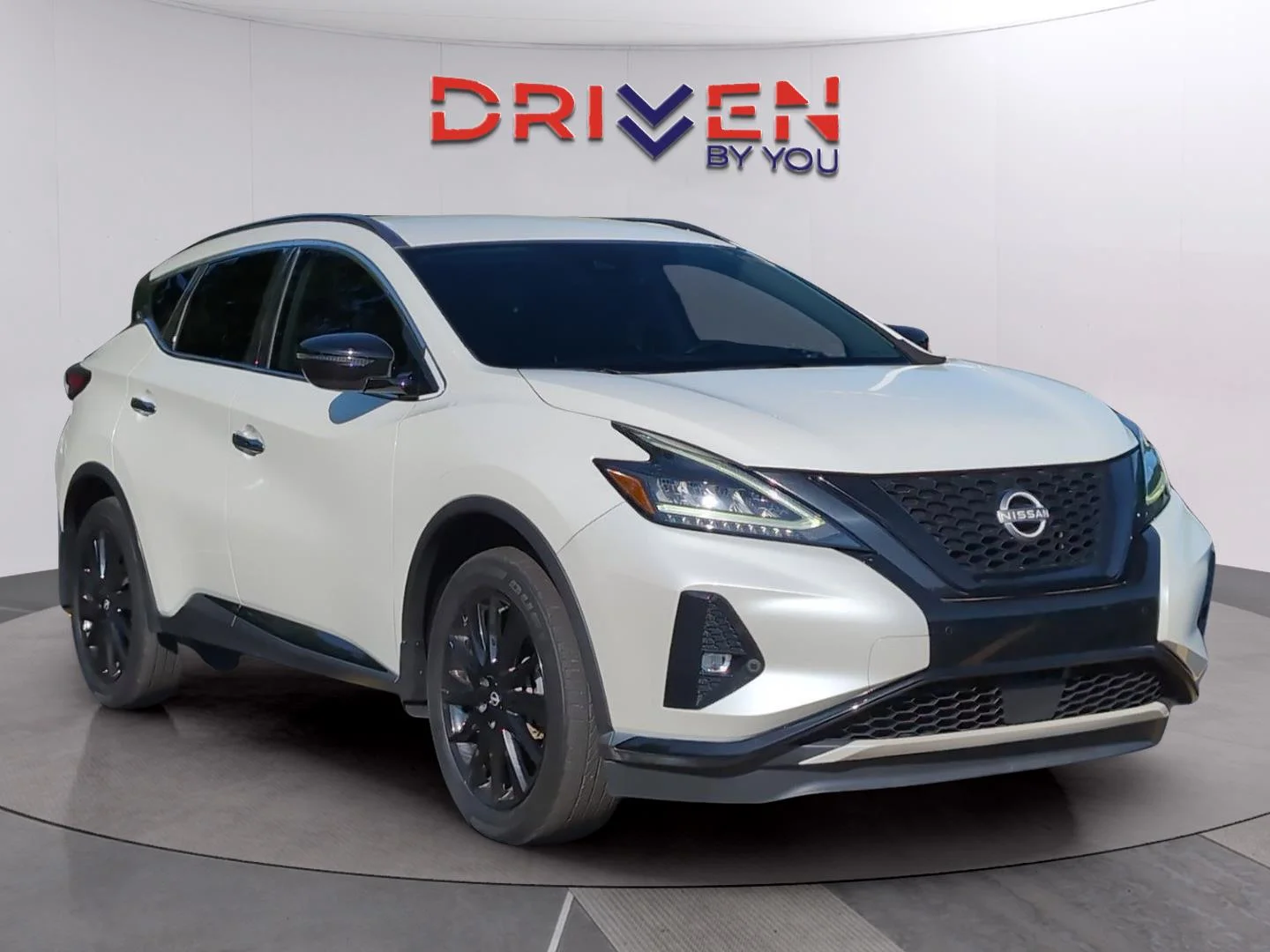 Used 2023 Pearl White Tricoat Nissan SV image 7