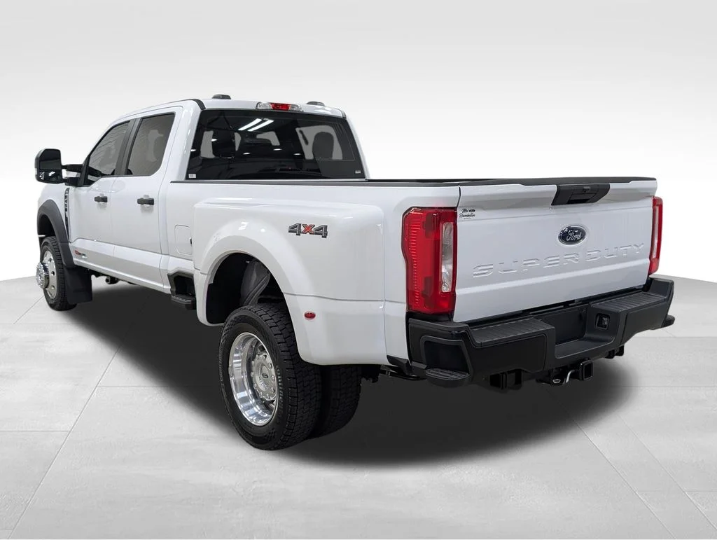 New 2026 Oxford White Ford F-450® XL image 24