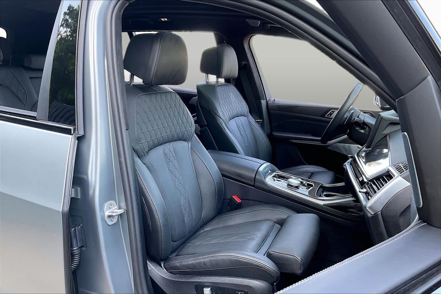 Used 2024 Frozen Pure Grey Metallic BMW M60i image 8