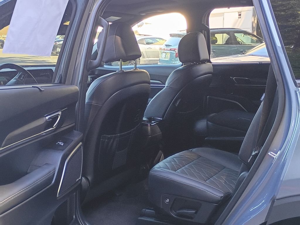 Used 2024 Everlasting Silver Kia SX X-Line image 18