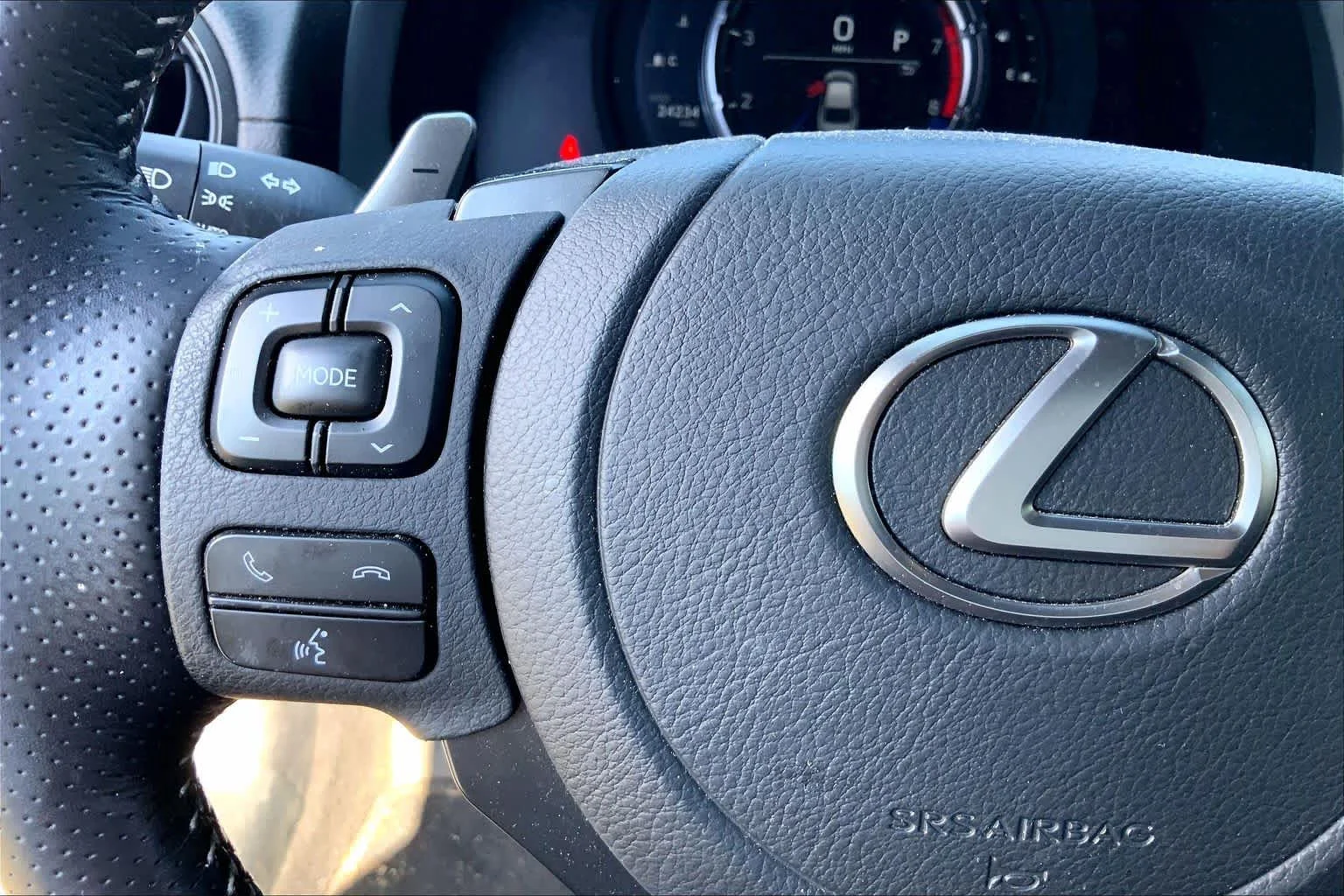 Certified Used 2023 ULTRA WHITE Lexus F SPORT image 24