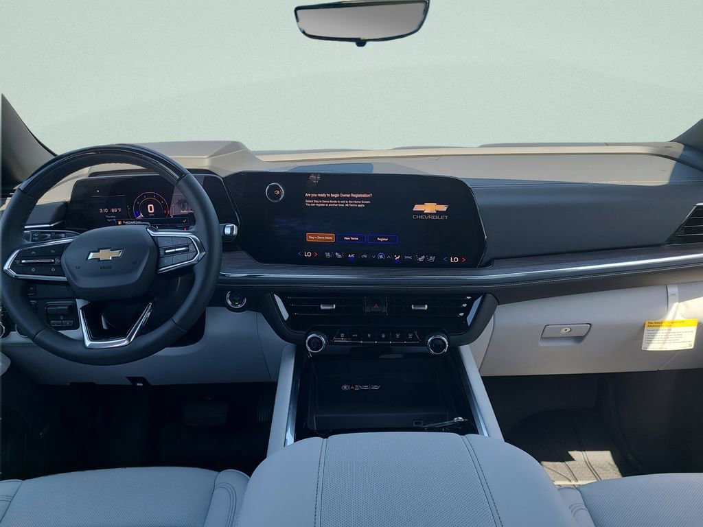 2026 Chevrolet Suburban Premier - Photo 11