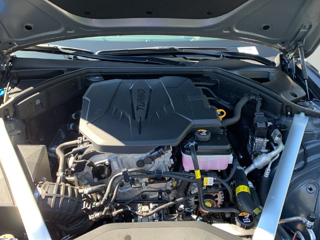 2026 GENESIS G70 Standard - Photo 9