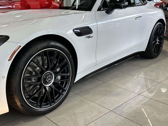 2026 Mercedes-Benz AMG GT Coupe 43 - Photo 12