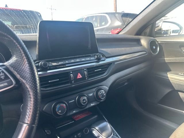 Used 2020 White Kia GT-Line image 14