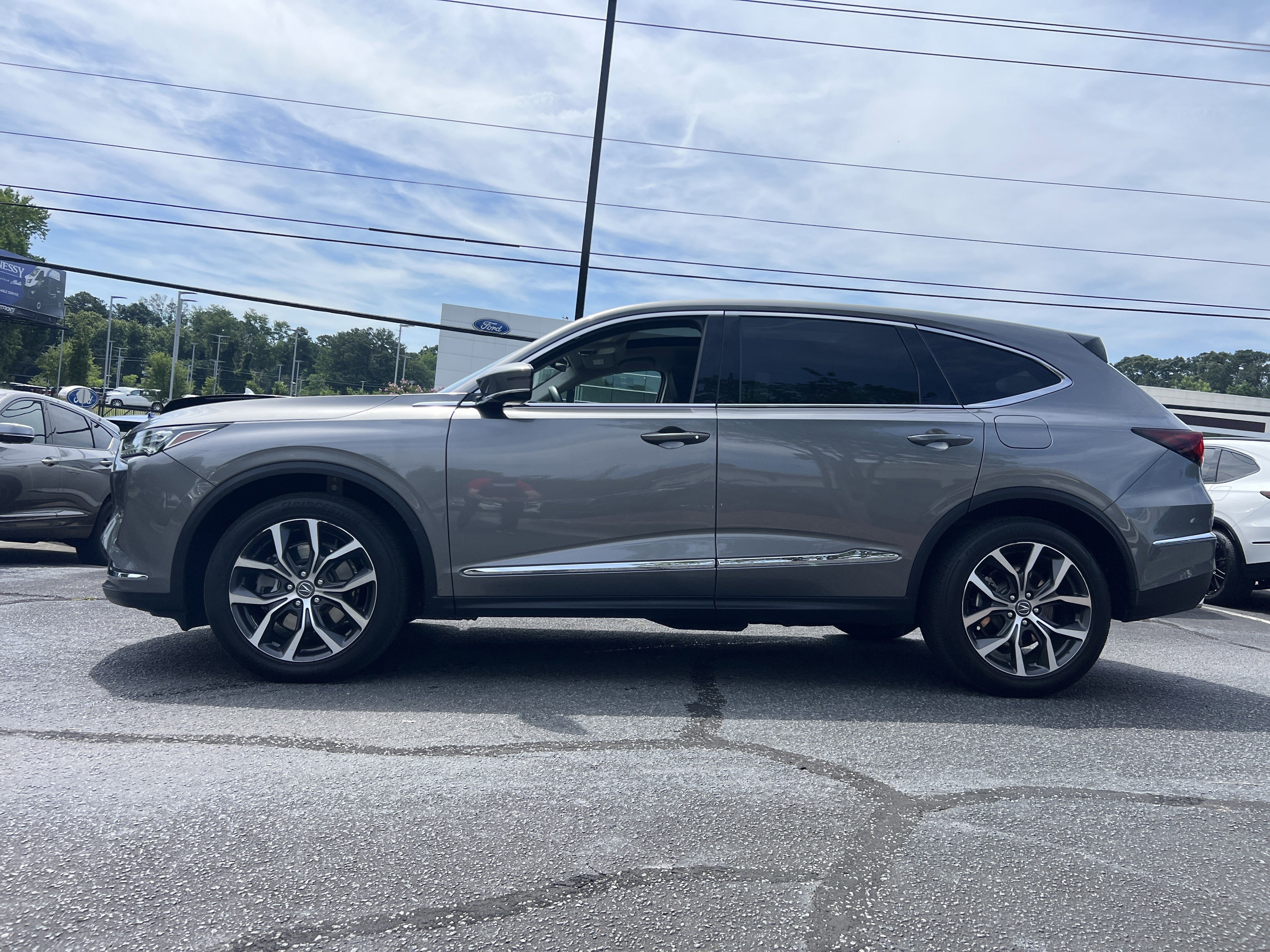 Used 2023 Liquid Carbon Metallic Acura w/Technology Package image 2