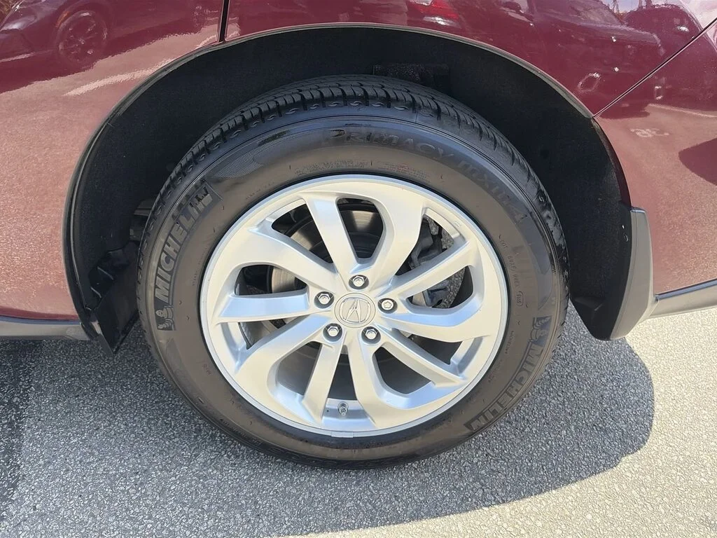 Used 2016 Basque Red Pearl II Acura Tech at Dilawri Certified   No Accidents   Local B image 18