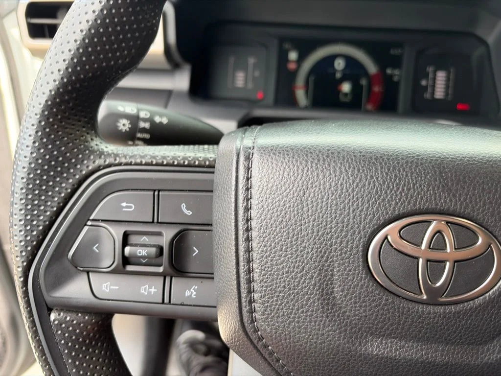 Used 2024 White Toyota SR image 19